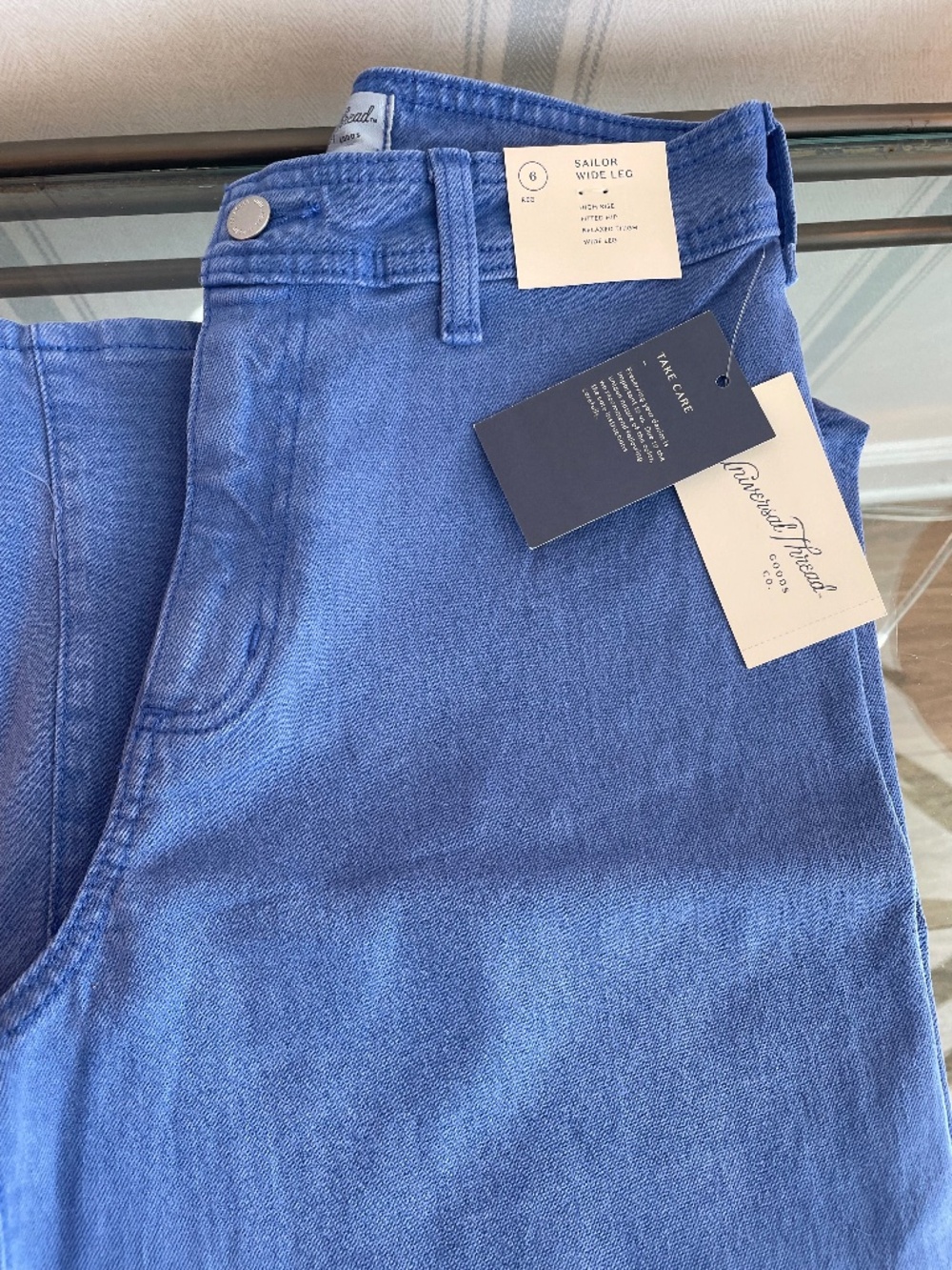 Universal Thread Blue Jeans, Sailor cut